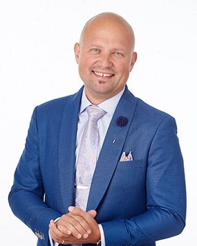 Sean C Kirady
